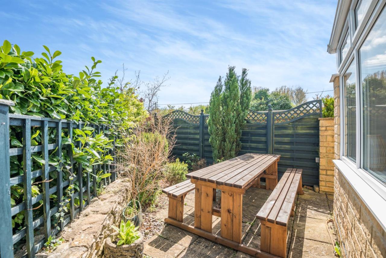 Elvington Cottage - Family-Friendly Cheerful House At The Heart Of The Cotswolds Bourton-on-the-Water Екстериор снимка