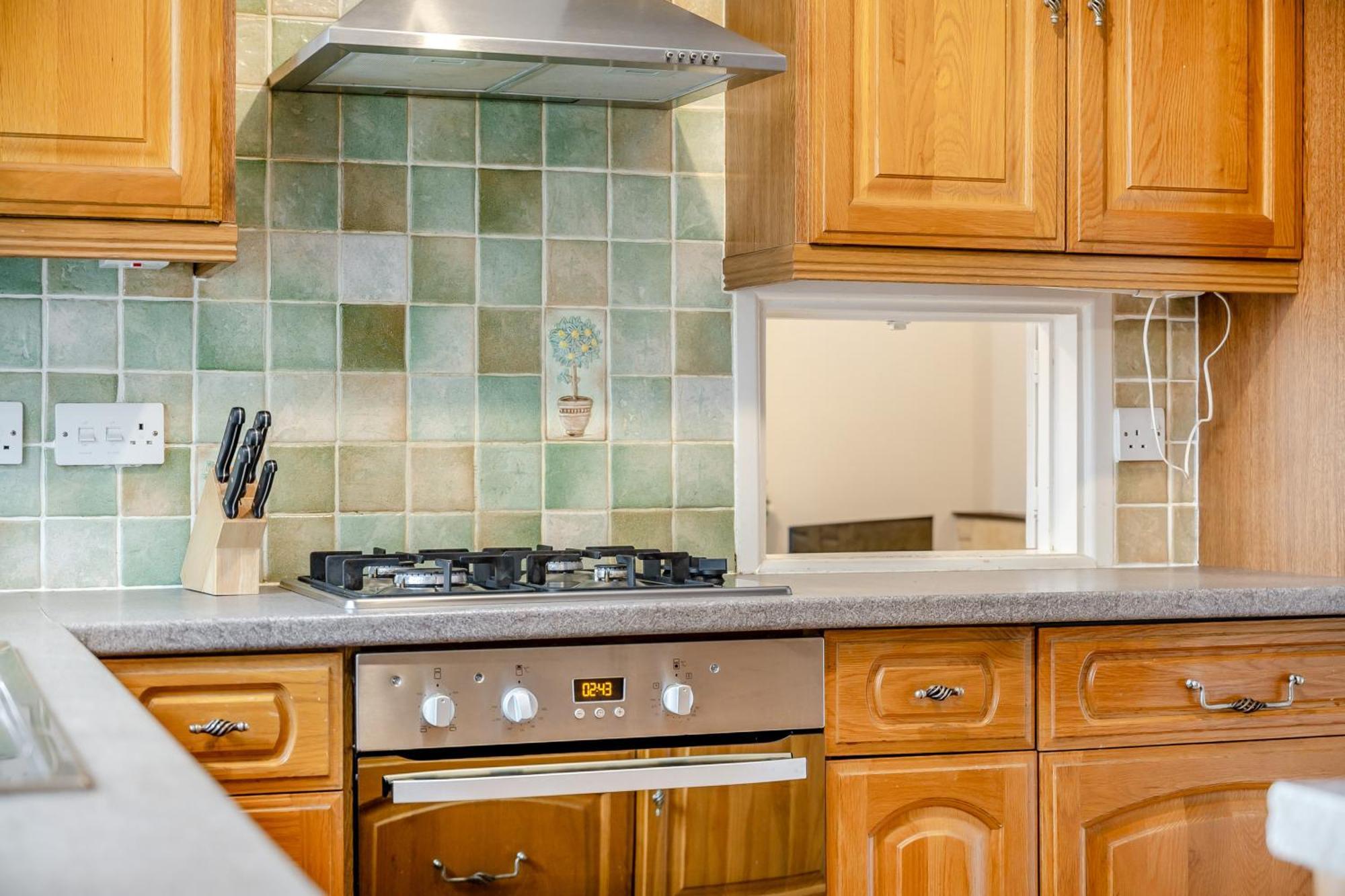Elvington Cottage - Family-Friendly Cheerful House At The Heart Of The Cotswolds Bourton-on-the-Water Екстериор снимка
