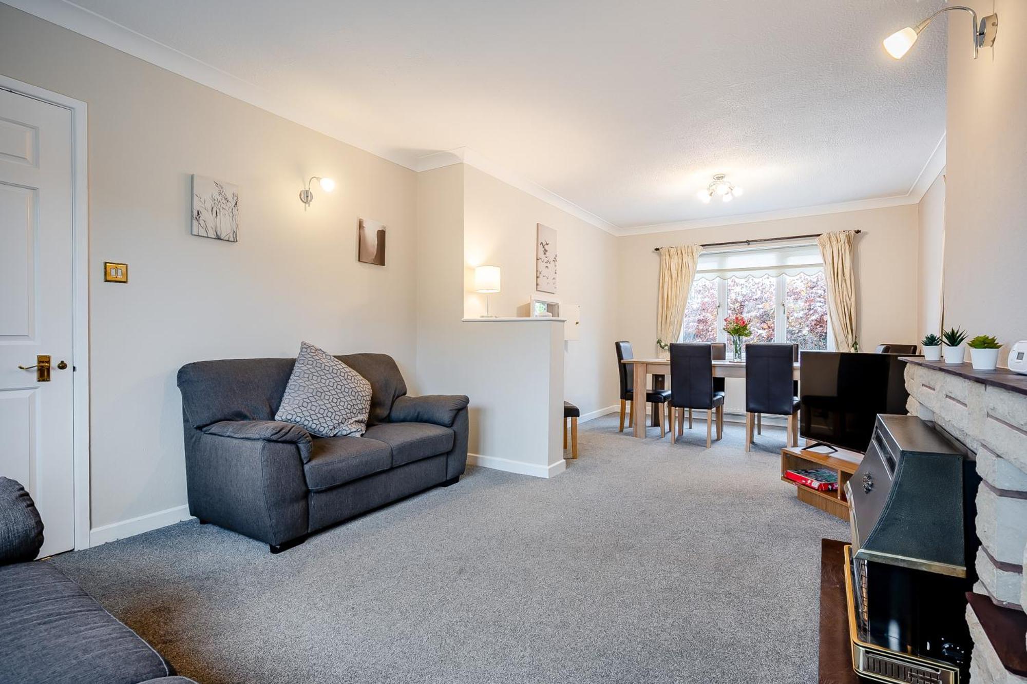 Elvington Cottage - Family-Friendly Cheerful House At The Heart Of The Cotswolds Bourton-on-the-Water Екстериор снимка