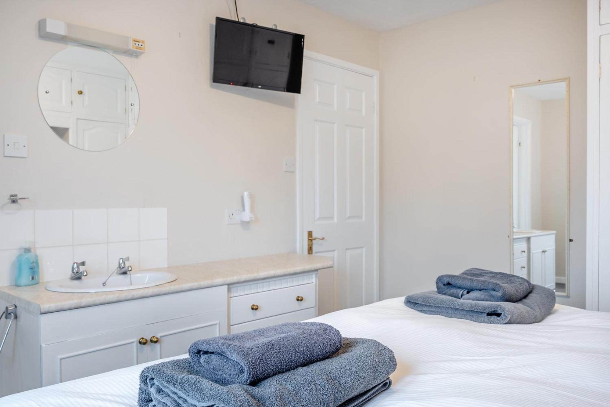 Elvington Cottage - Family-Friendly Cheerful House At The Heart Of The Cotswolds Bourton-on-the-Water Екстериор снимка